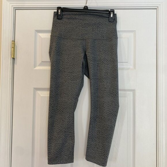 Lululemon Wunder Under Dottie Dash Athleisure Cropped Leggings - Picture 1 of 7